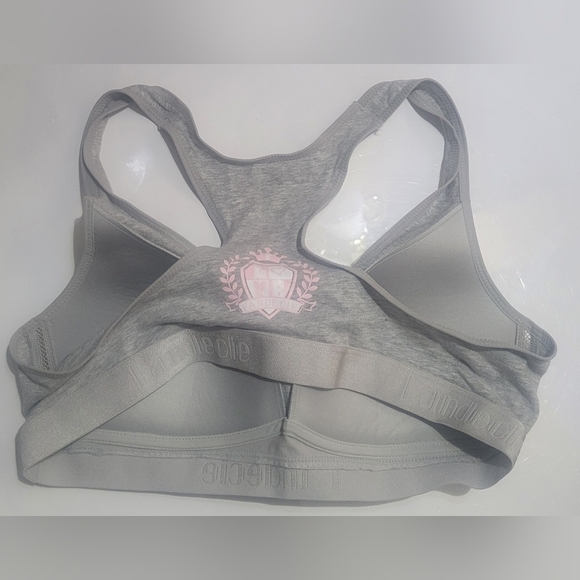 3/$30 - Fandecie Seamless Grey Padded Sports Bra - Size 80-92.5cm - Picture 2 of 5